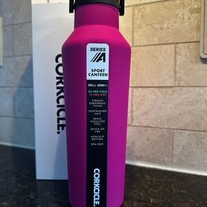 Corkcicle Insulated 20oz Sport Canteen Stainless Steel Water Bottle Berry Punch